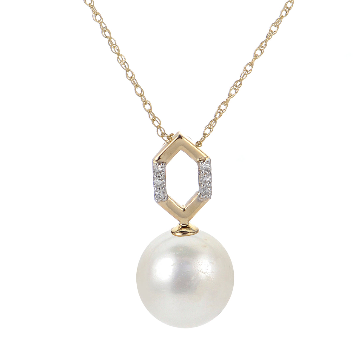 14KT Yellow Gold Freshwater Pearl Necklace